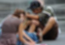 Campanha #NamorarNãoÉSerDoN@ para eliminar violência no namoro Campanha #NamorarNãoÉSerDoN@ para eliminar violência no namoro