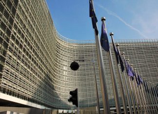 Relatório da UE aponta degradação das liberdades fundamentais em Macau Relatório da UE aponta degradação das liberdades fundamentais em Macau