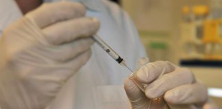 Vacina do Ébola aprovada pela FDA nos EUA