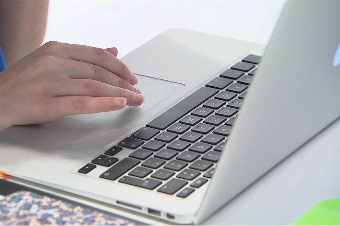 Robôs podem aprender por imitação como 1.000 tarefas diárias em menos de 24 horas Robôs podem aprender por imitação como 1.000 tarefas diárias em menos de 24 horas