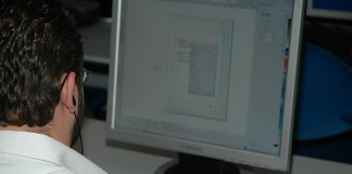 Investigadores estão a utilizar a Inteligência Artificial para projetar materiais eletrónicos orgânicos para dispositivos de última geração Investigadores estão a utilizar a Inteligência Artificial para projetar materiais eletrónicos orgânicos para dispositivos de última geração