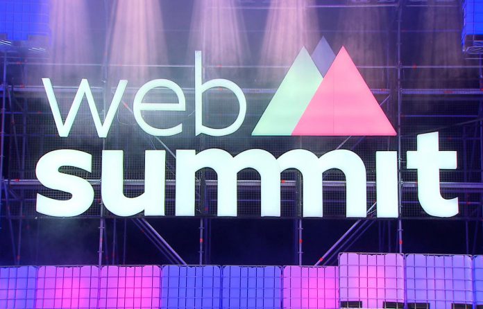 Luís Figo lança no Web Summit aplicação para descobrir talentos de futebol