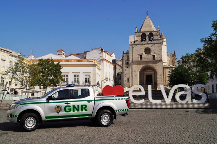 Viatura entregue à GNR de Elvas