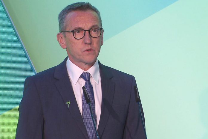 Heinz Koller, Diretor Regional da Organização Internacional do Trabalho para a Europa e Ásia Central Heinz Koller, Diretor Regional da Organização Internacional do Trabalho para a Europa e Ásia Central