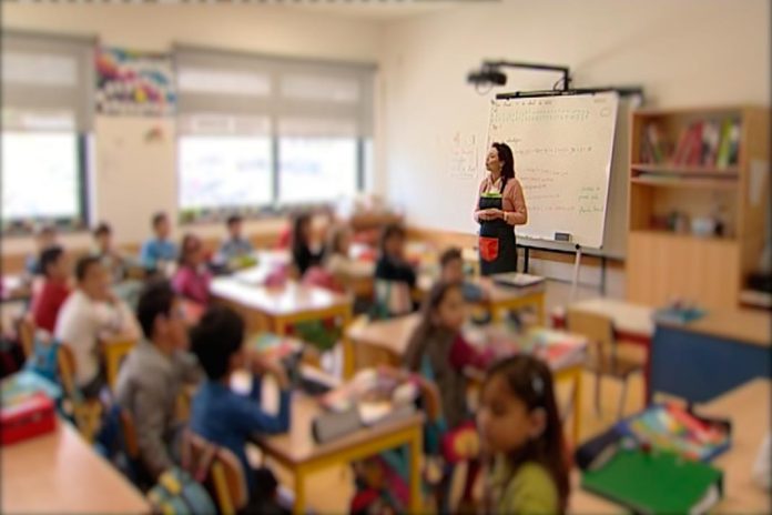 UE lança Coligação Europeia para a Literacia para reforçar competências para a aprendizagem UE lança Coligação Europeia para a Literacia para reforçar competências para a aprendizagem