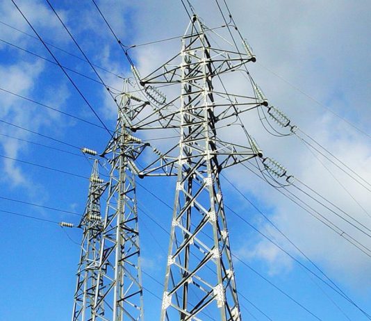 Comissão Europeia vai financiar com 3,4 mil milhões de euros projetos de tecnologias para a independência energética Comissão Europeia vai financiar com 3,4 mil milhões de euros projetos de tecnologias para a independência energética