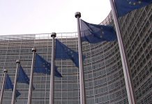 União Europeia impõe sanções a mais 160 indivíduos da Rússia