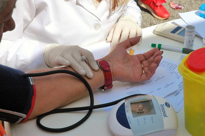 Baxdrostat mostrou em ensaio clínico de fase III reduzir hipertensão resistente Baxdrostat mostrou em ensaio clínico de fase III reduzir hipertensão resistente