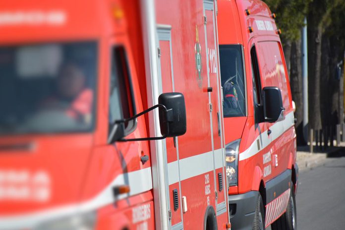 Câmara de Lisboa apoia Bombeiros Voluntários com seis novas ambulâncias