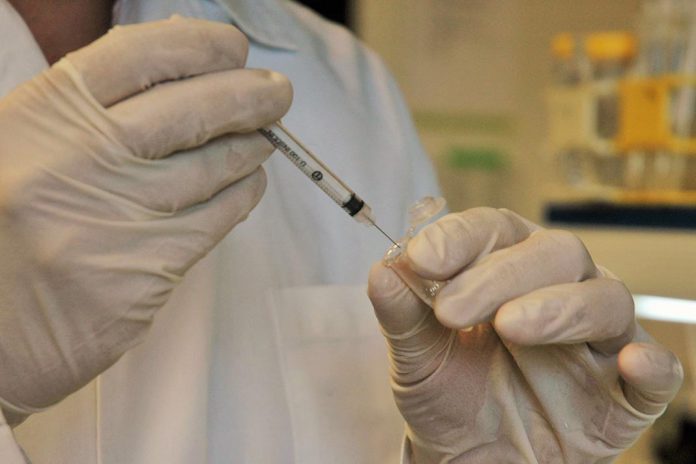 Vacina contra o Ébola autorizada pela Comissão Europeia