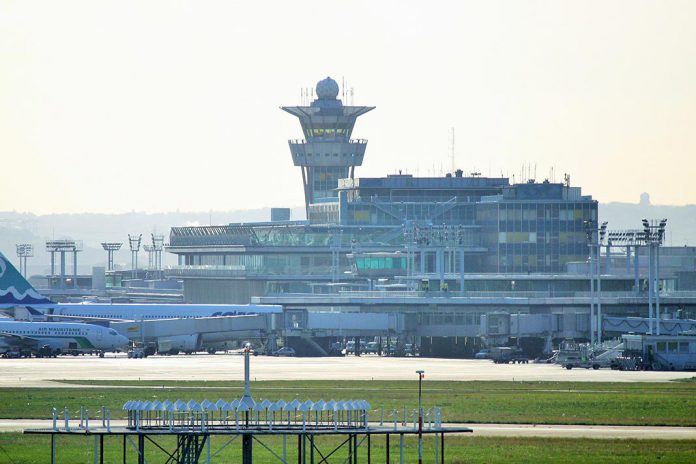 Aeroporto de Orly, Paris