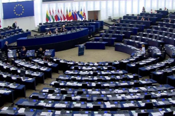 Orçamento da UE 2021 a 2027 aprovado no Parlamento Europeu