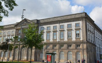 Universidade e cidade do Porto acolhe a receção de milhares de novos estudantes Universidade e cidade do Porto acolhe milhares de novos estudantes