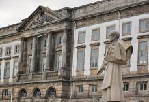 Anne L'Huillier distinguida com Honoris Causa pela Universidade do Porto