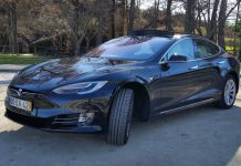 TESLA Model S 100D