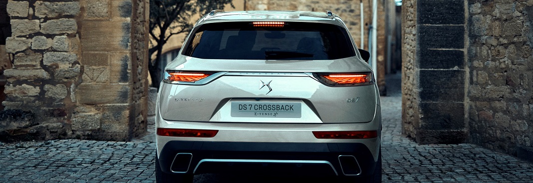 DS 7 CROSSBACK E-TENSE 4x4 - híbrido