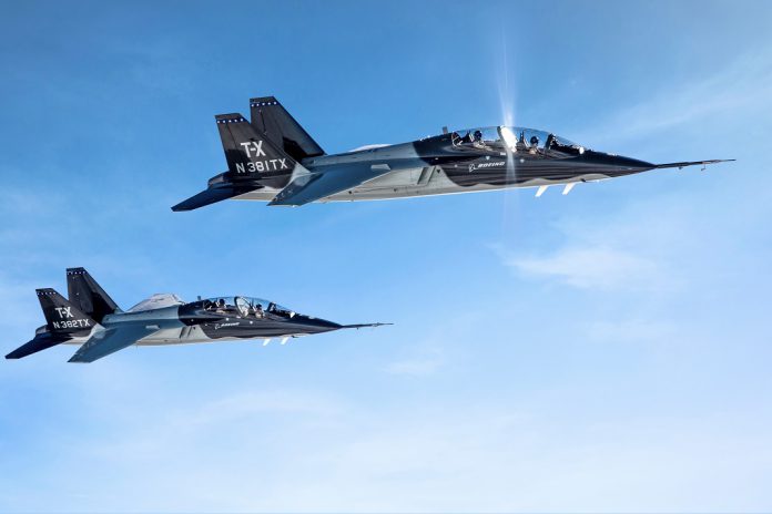 Força Aérea dos EUA seleciona jatos T-X da Boeing para treino de pilotos