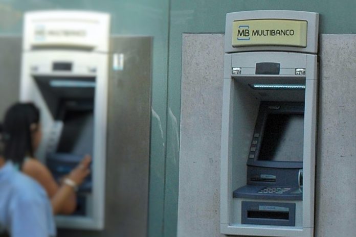 Visa e OpenAI fazem parceria para introduzir agentes de IA no sistema de pagamentos Visa e OpenAI fazem parceria para introduzir agentes de IA no sistema de pagamentos