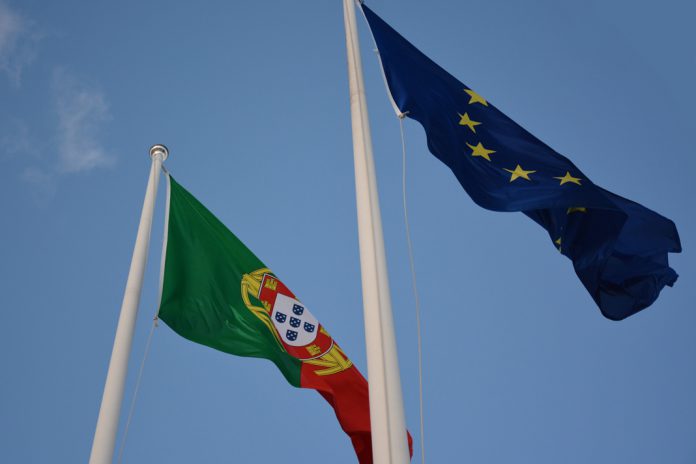 Portugueses favoráveis em pertencer à União Europeia