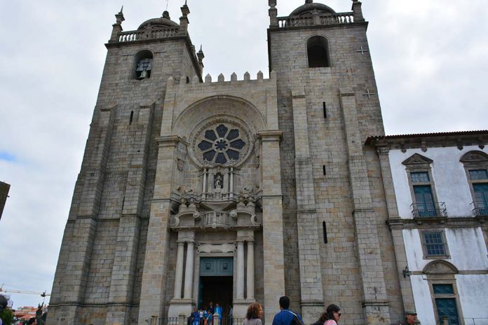 Reestruturação do circuito de visita da Sé Catedral do Porto