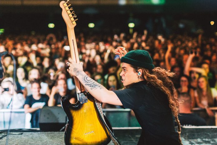 Tash Sultana pela primeira vez no NOS Alive