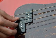 Concerto a Carlos Paredes no Festival de Guitarra de Santo Tirso Concerto a Carlos Paredes no Festival de Guitarra de Santo Tirso