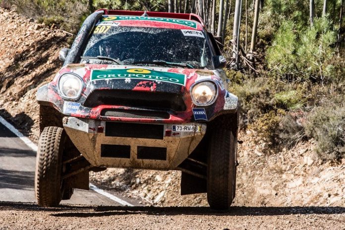 Helder Oliveira em terceiro na Baja TT do Pinhal