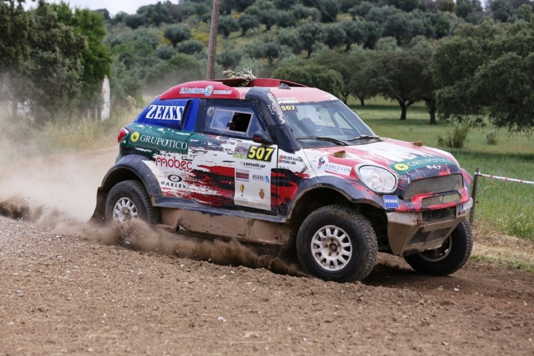 Helder Oliveira/Pedro Pires de Lima no Mini Paceman da Cattiva