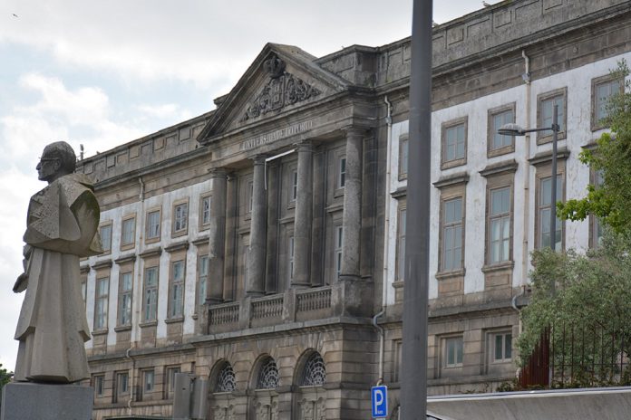 Universidade do Porto tem mais de 4.100 estudantes estrangeiros