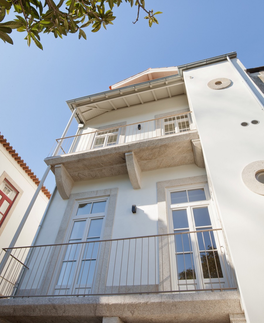 Edifícios reabilitados no Centro histórico de Gaia