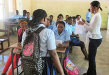 Adolescentes moçambicanas pretendem vacina contra Vírus do Papiloma Humano
