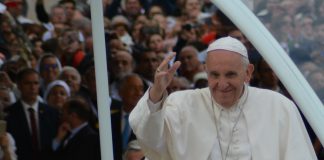 Morreu o Papa Francisco que era povo