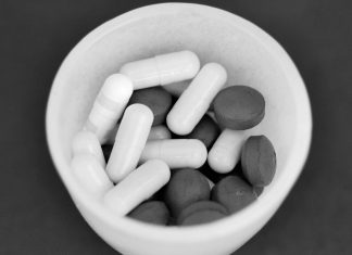 Reforma da legislação farmacêutica da UE vai facilitar a produção e o acesso a medicamentos