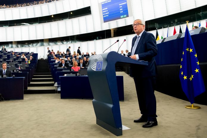 Comissão Europeia propõe remoção de conteúdos terroristas da Internet