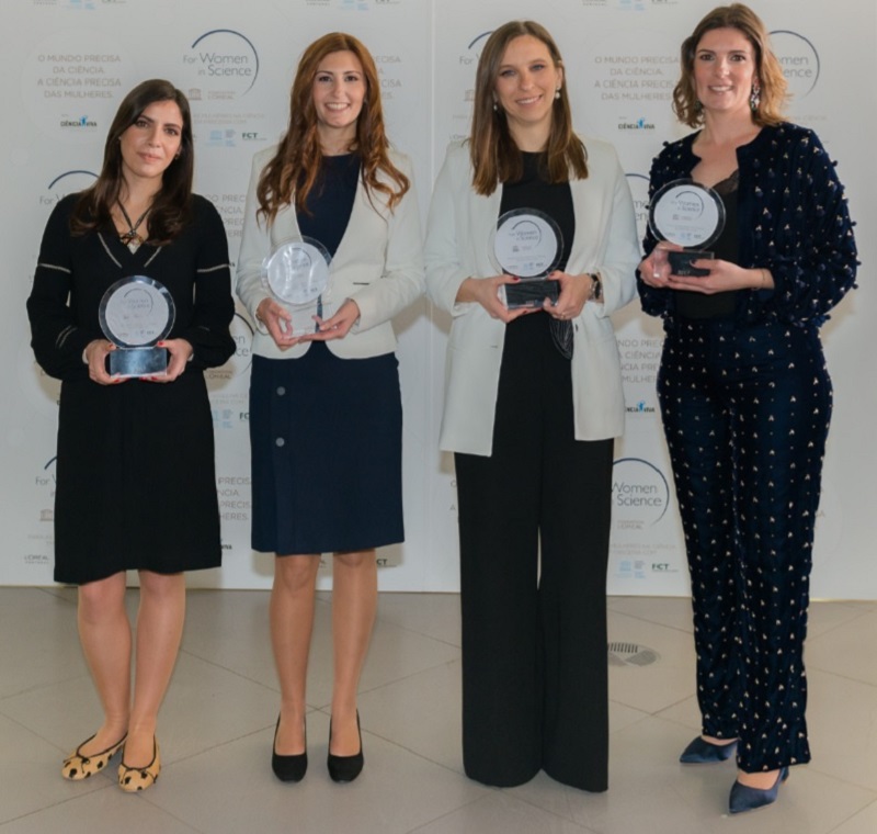 Margarida Fernandes, da UMinho, Carina Crucho, do Instituto Superior Técnico, Dulce Oliveira, do Instituto Português do Mar e da Atmosfera e Inês Bento, do Instituto de Medicina Molecular, laureadas com Medalha de Honra L’Oréal Portugal para as Mulheres na Ciência