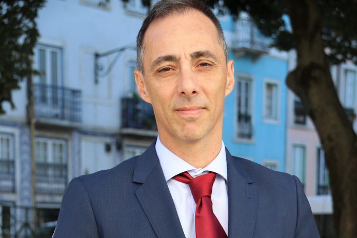 Raúl Sousa, Optometrista e Presidente da APLO