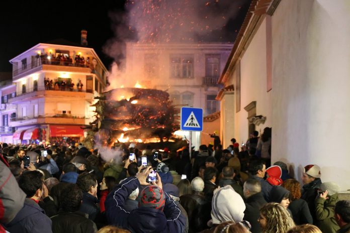 Penamacor Vila Madeiro aquece e alegra época de Natal