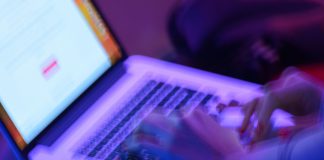 Cibercriminosos vendem acessos de empresas por 1.900 euros na DarkWeb