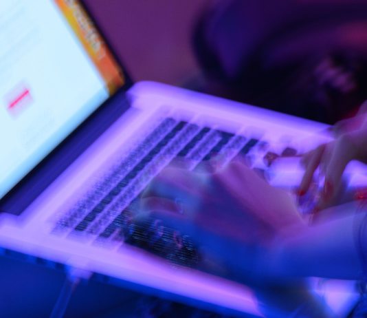 Investigadores da ESET descobrem que grupo de ransomware Gentlemen desenvolve ferramentas para desativar software de segurança Investigadores da ESET descobrem que grupo de ransomware Gentlemen desenvolve ferramentas para desativar software de segurança