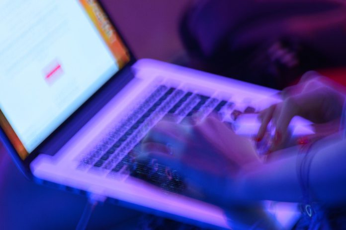 Investigadores da ESET descobrem que grupo de ransomware Gentlemen desenvolve ferramentas para desativar software de segurança Investigadores da ESET descobrem que grupo de ransomware Gentlemen desenvolve ferramentas para desativar software de segurança