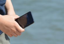 smartphones partilham dados automaticamente quando não estão a ser utilizados