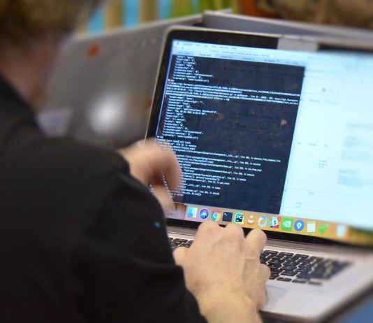 Falha de ciberatacantes expôs cerca de 2 000 domínios WordPress comprometidos e mais de 5 000 computadores infetados Falha de ciberatacantes expôs cerca de 2 000 domínios WordPress comprometidos e mais de 5 000 computadores infetados