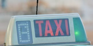 Comissão Europeia adota orientações para táxis e veículos de aluguer