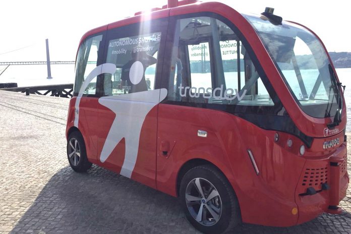 Autocarro autónomo da Transdev apresentado em Portugal