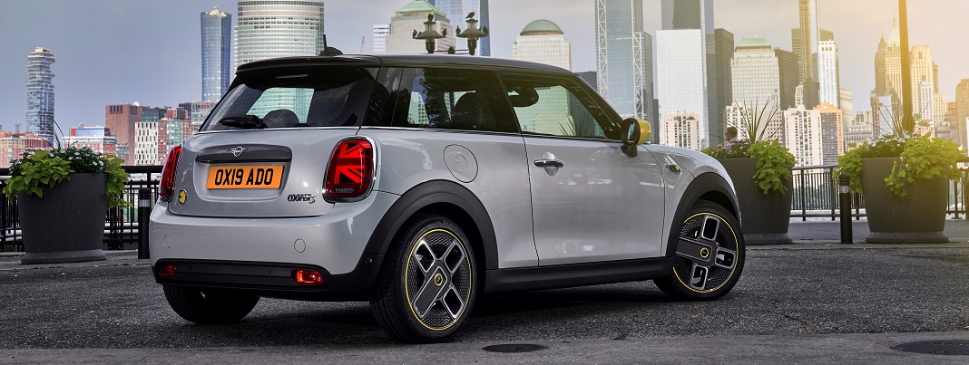 Novo Mini Cooper SE elétrico apresentado em Frankfurt