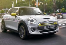 Novo Mini Cooper SE elétrico apresentado em Frankfurt