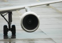 Empresa brasileira Embraer vai aceder tecnologia aeroespacial do Reino Unido