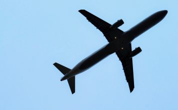 União Europeia e Suíça assinam acordo para transferência de dados de registo de nomes de passageiros União Europeia e Suíça assinam acordo para transferência de dados de registo de nomes de passageiros