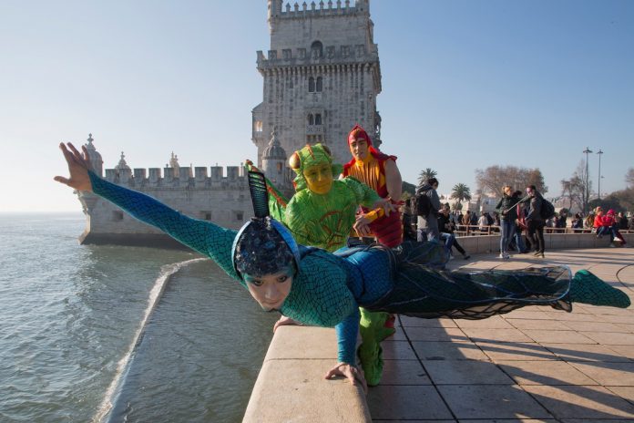 Insetos do OVO do Cirque du Soleil já invadiram Lisboa