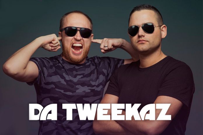 Da Tweekaz no Beach Party na Praia do Aterro Norte, a 28 de junho